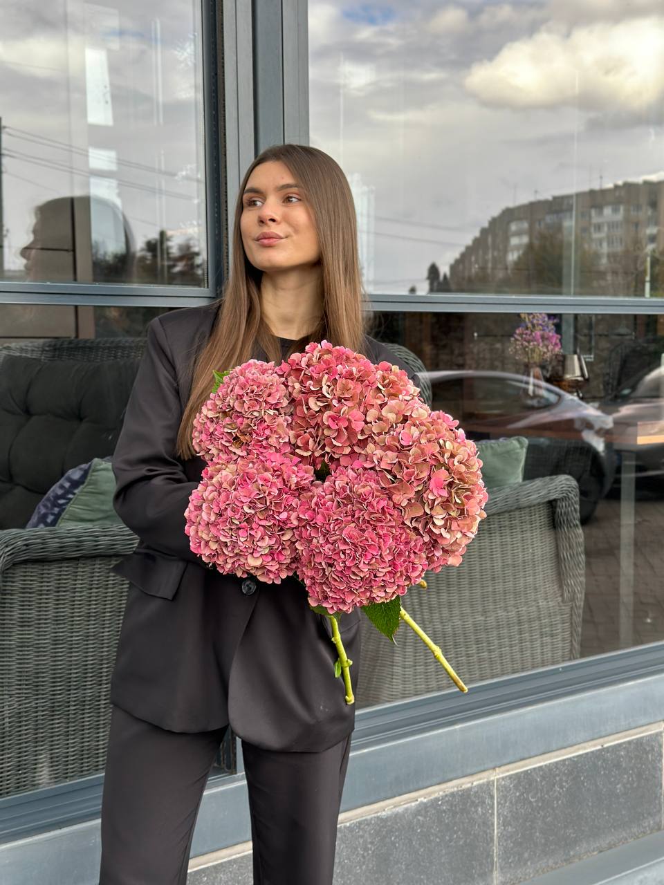 Букет з гортензії Ruby та гортензії Royal Palace