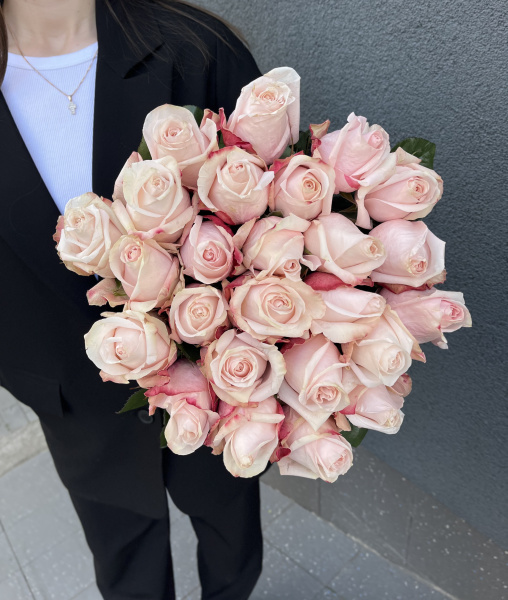 Монобукет з троянди Pomarosa 